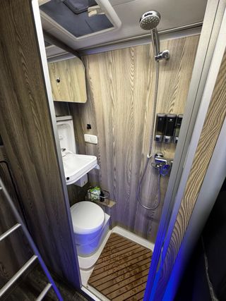 Camper totalmente homologado como autocaravana