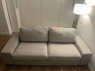 Sofá Kivik gris Ikea