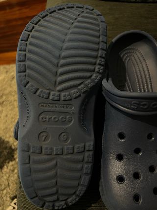 CROCS AZULES numero 41-42