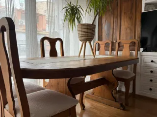 Mesa y 6 sillas rústicas estilo mexicano