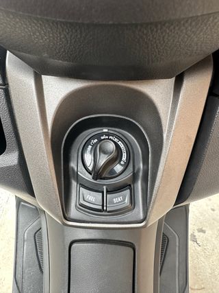 Yamaha NMAX 125 Azul Maxi Scooter