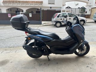 Yamaha NMAX 125 Azul Maxi Scooter