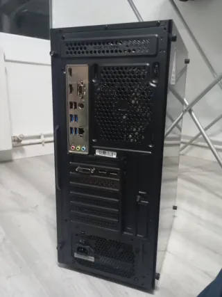 Ordenador Gamer Nox Negro Sin Uso