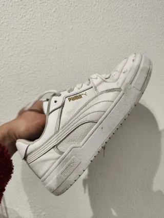 Zapatillas Puma Hombre Blancas y Doradas