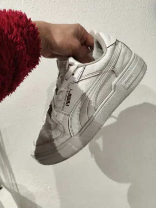 Zapatillas Puma Hombre Blancas y Doradas