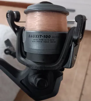 Caña de pescar con carrete