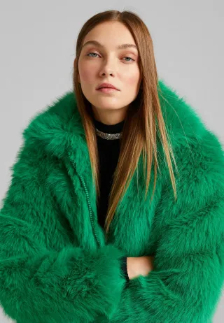 Abrigo chaqueta pelo Bershka verde nueva
