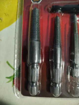 Extractor de tornillos rotos Set