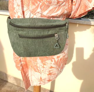 Marsupio verde militare unisex in velluto