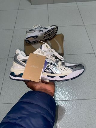 Asics Gel Kayano 14 Plata/Blanco