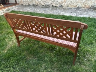 Banco de madera para exterior