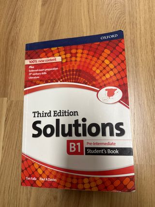 Solutions 3rd Edition Pre-Intermediate. Student...