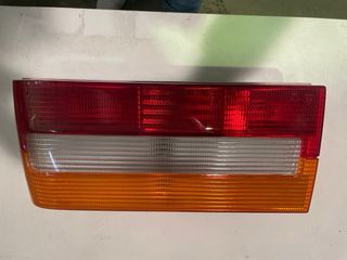 Piloto trasero derecho Peugeot 505