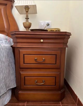 Dormitorio Clásico Madera Maciza