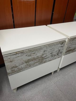 Cabecero y 2 mesitas de noche