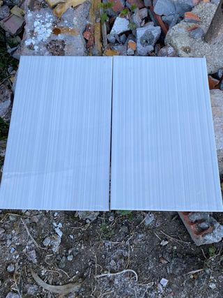 Plaquetas de pared con rayas