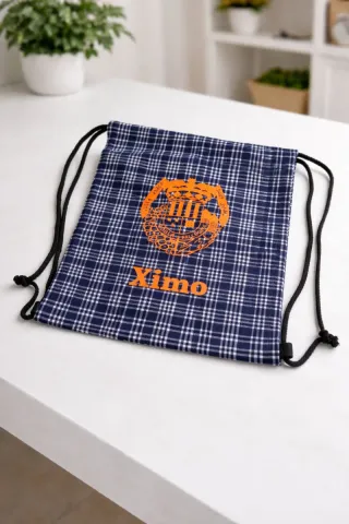 Sombreros bolsitos y mochilas para fiestas