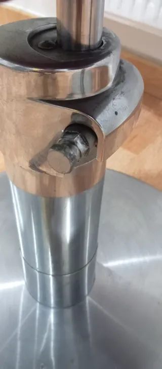 2 Sillones de Peluquería violetas