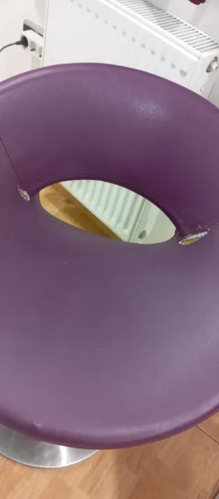 2 Sillones de Peluquería violetas