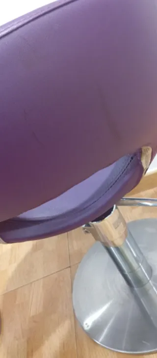 2 Sillones de Peluquería violetas