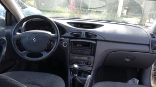 AVERIADO Renault laguna 2  2004