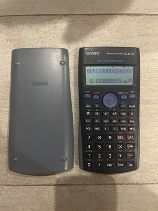 Calculadora Científica Casio fx-82ES