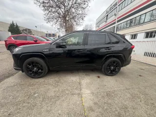 Toyota RAV4 2021