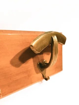 Appendiabiti a 3 ganci da parete