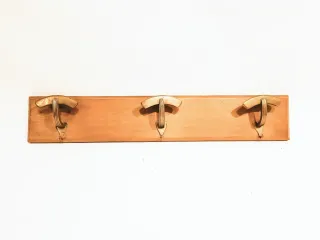 Appendiabiti a 3 ganci da parete