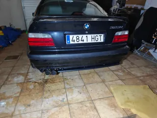 Escape BMW E36 325 323 328 6 Cilindros