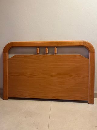 DOS Cabeceros 0,90 cm y mesita de noche