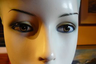 Maniquí Torso Mujer Cara Bonita