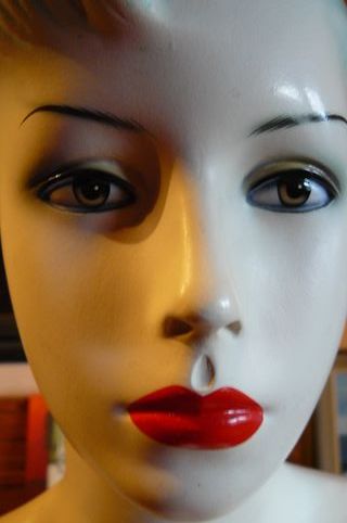 Maniquí Torso Mujer Cara Bonita