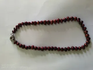 Collar perlas naturales rojizo
