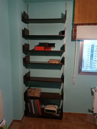 Estantería librería diseño limpio y práctico