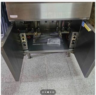 Freidora gas 2 pozos 4 cestos