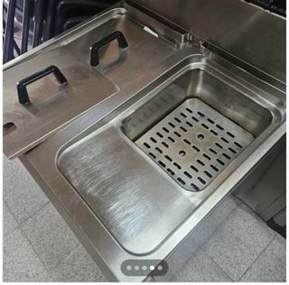 Freidora gas 2 pozos 4 cestos