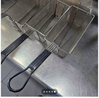 Freidora gas 2 pozos 4 cestos