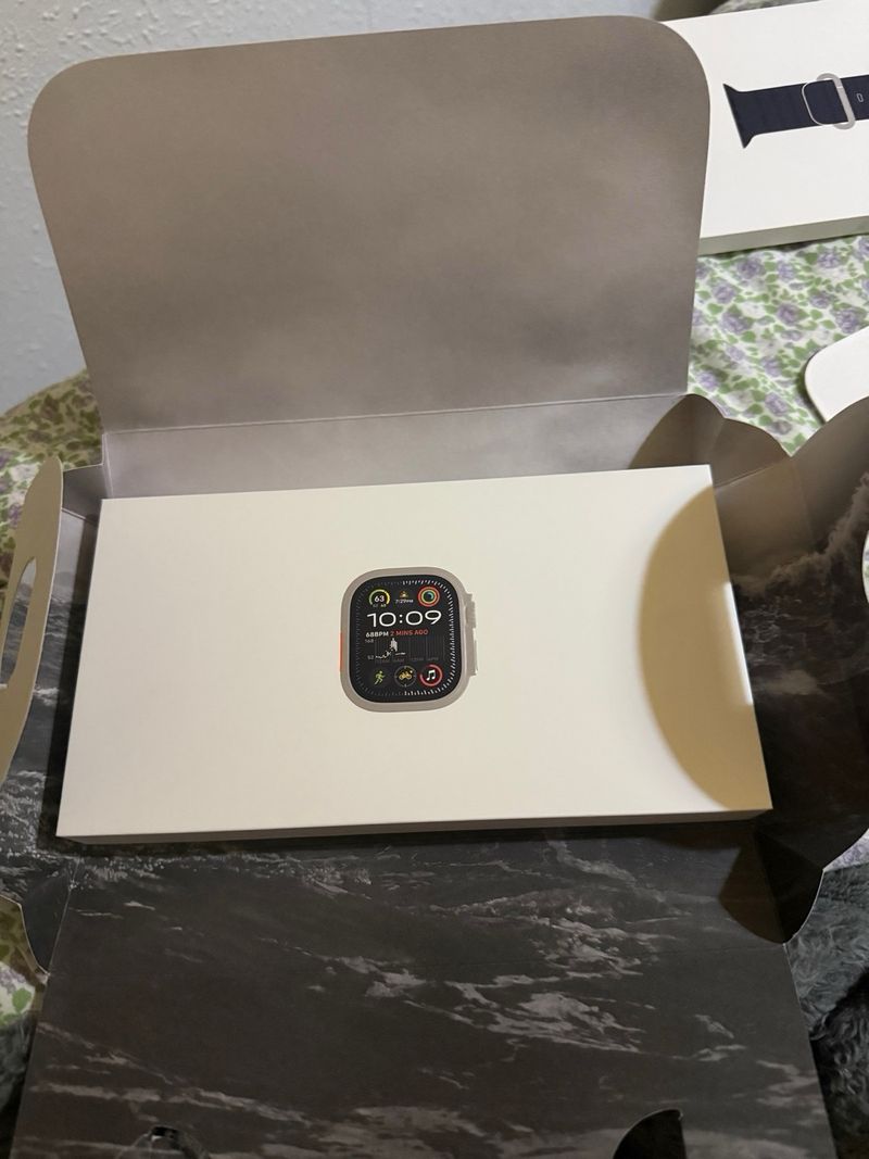 Apple Watch Ultra 2 Negro/Blanco afbeelding 2