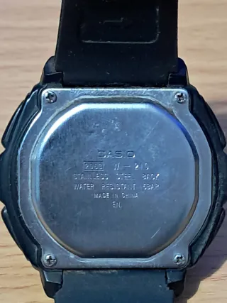 Reloj Casio W-210 Vintage Negro