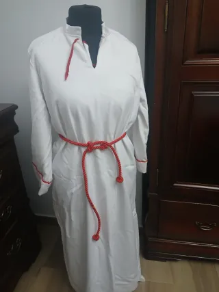 Traje Nazareno Rojo y Blanco Talla Única