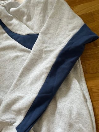 Sudadera Mertra Gris y Azul