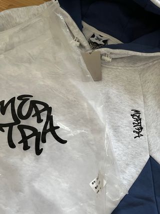 Sudadera Mertra Gris y Azul