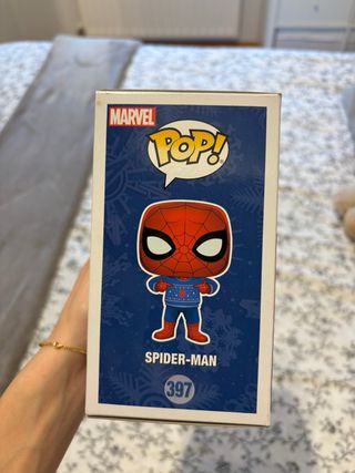Funko Pop Spiderman Edición Navidad 397
