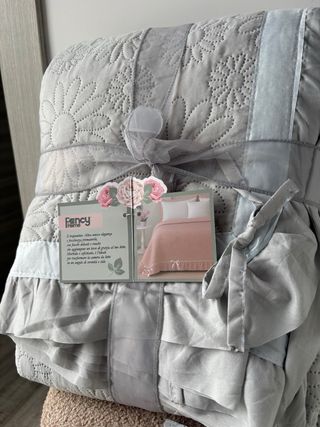 Trapuntato matrimoniale grigio