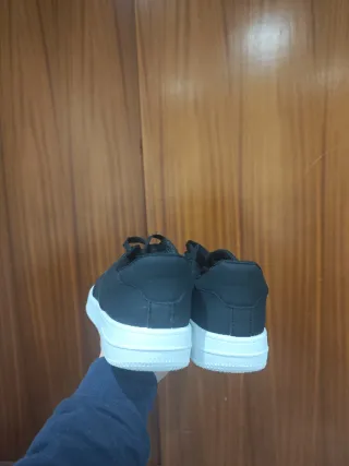 Sneakers sportive nere da uomo