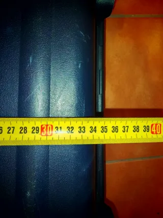 Maleta de cabina rígida.