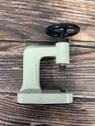 Prensa de tornillo + tases para relojeria/joyeria