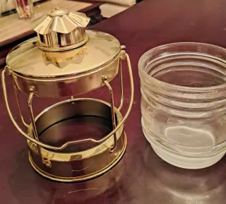 Hielera Farol Barco Dorado