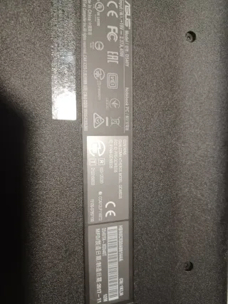 Ordenador portátil Asus